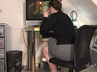 masturbates thither  aurorxxxvideo